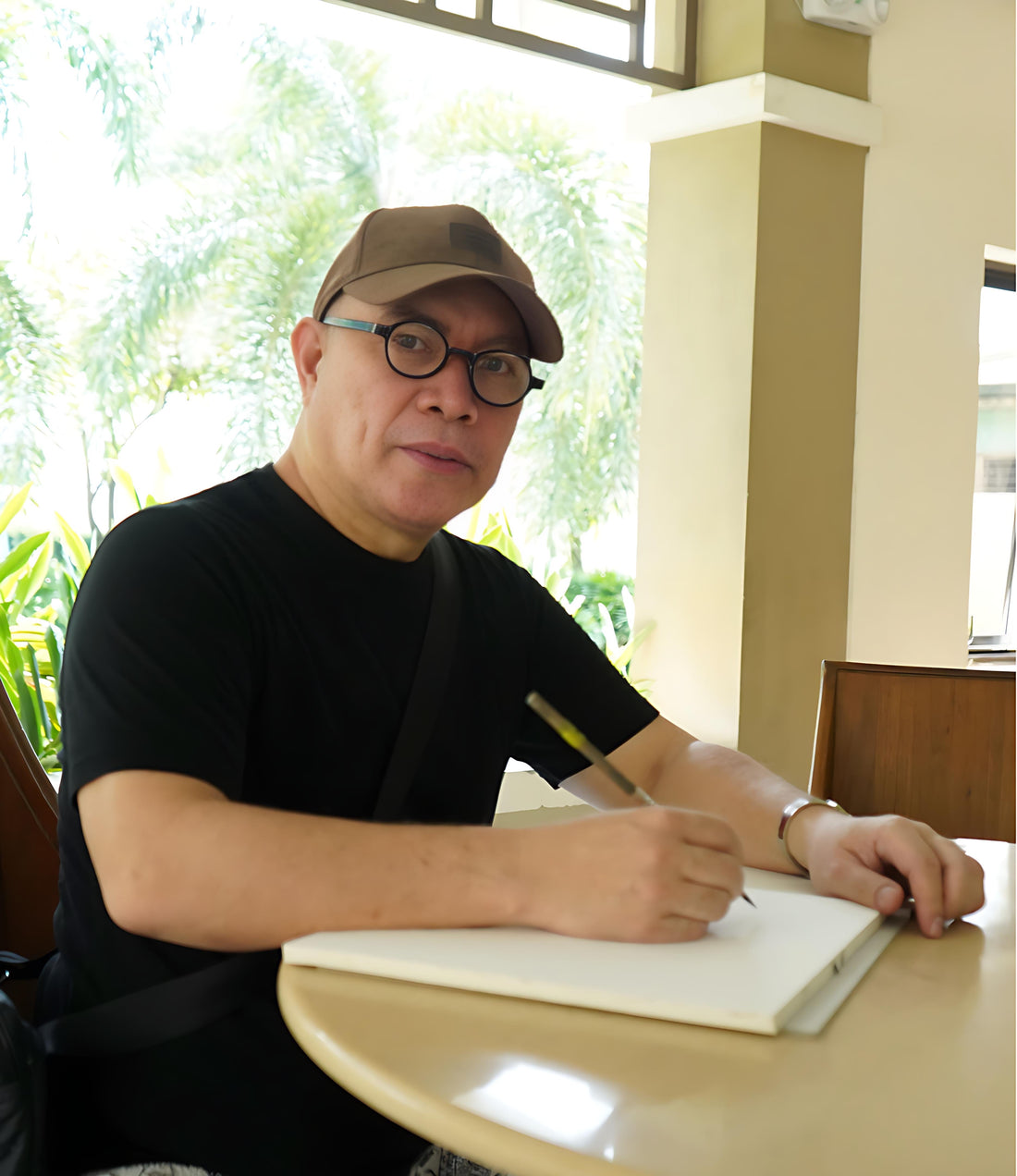 MEET THE ARTIST: Roel Obemio
